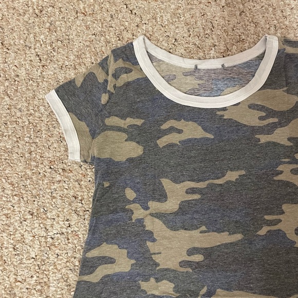 Camo cropped tee - Picture 2 of 3